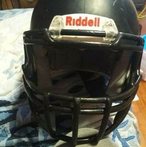 Large Riddell speed